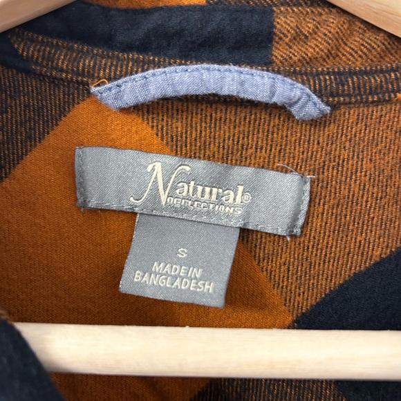 Ladies Natural Reflections long sleeve plaid shirt - Picture 3 of 3